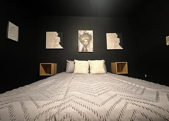 Stylish Stay With Coffee Bar Heart Of Sd